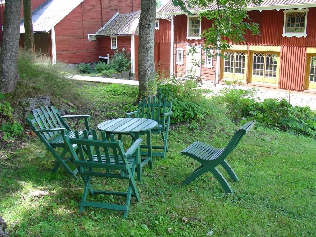 موتالا Bjoerka Storgard B&B الغرفة الصورة